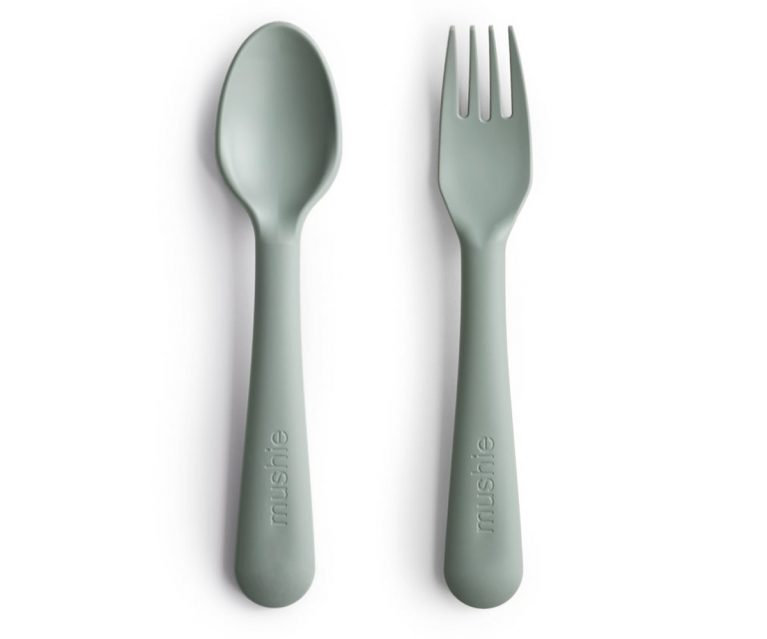 mushie cuchara +tenedor verde